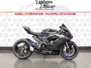 2024 DUCATI PANIGALE V2 BLACK ON BLACK
