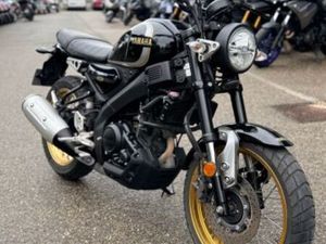 YAMAHA XSR 125 LEGACY 2023 125 CM3 | MOTO ROADSTER | 7 316 KM | NOIR | 69570 DARDILLY