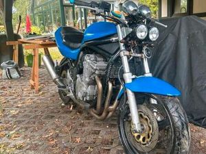 SUZUKI BANDIT 600
