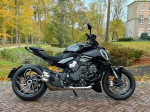 DUCATI DIAVEL V4. BJ2025. 900KM — MOTOREN | DUCATI — MARKTPLAATS