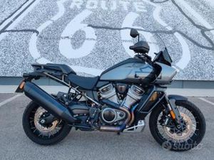 HARLEY-DAVIDSON PAN AMERICA 1250 SPECIAL