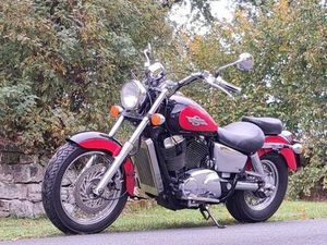 HONDA SHADOW VT 1100 C2 AMERICAN CLASSIC EDITION