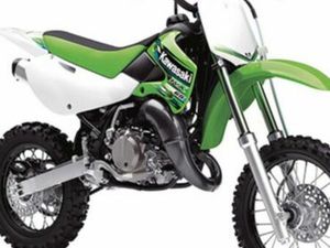 65 KX 2015 EXCELLENT ÉTAT À DÉBATTRE