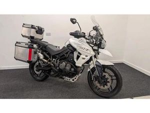 TRIUMPH TIGER 800 XR