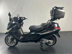 PIAGGIO - X EVO 250