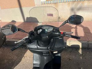 SUZUKI - BURGMAN 125