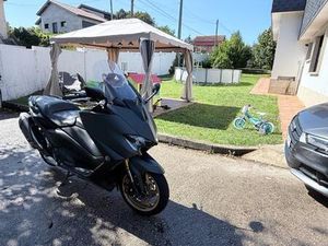 YAMAHA - TMAX 560 TECH MAX