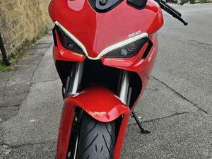 DUCATI SUPERSPORT BASE ROSSO