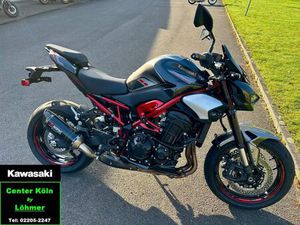 KAWASAKI Z900 MIT AKRAPOVIC