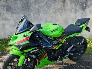 KAWASAKI ZX6-R NINJA