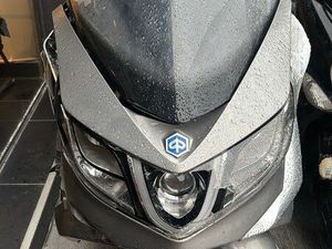 PIAGGIO X10