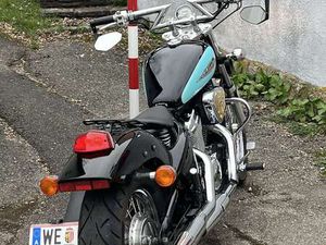 HONDA SHADOW 600 VT SCHWARZ