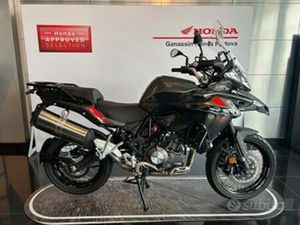 BENELLI TRK 502 X