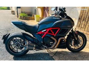 DUCATI 1200 DIAVEL