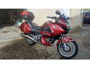HONDA DEAUVILLE NT700VA