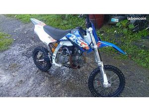 À VENDRE 125 YCF ANNÉE 2024