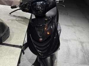② MODÈLE PIAGGIO ZIP 2021
