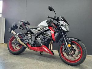 ② SUZUKI GSX-S 750 (ANNÉE DE CONSTRUCTION 2020)