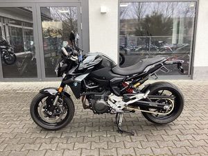 BMW F 900 R TRIPLE BLACK ALLE PAKETE