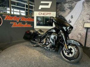 HARLEY-DAVIDSON FLHXSE CVO STREET GLIDE (BJ 2017) — MOTOREN | HARLEY-DAVIDSON — MARKTPLAATS