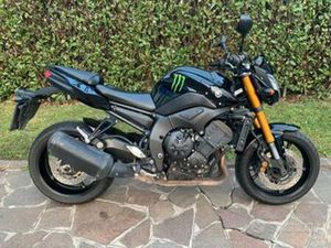 YAMAHA FZ8 - 2010
