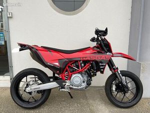 GASGAS 700 SM 2023 ABS (ELIGIBLE PERMIS A2)