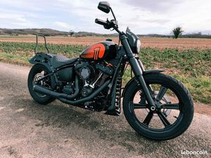 HARLEY DAVIDSON STREET BOB 114