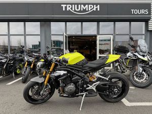 TRIUMPH SPEED TRIPLE 1200 RX 2025 1200 CM3 | MOTO ROADSTER | 2 300 KM | JAUNE | 37100 TOURS