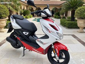 YAMAHA AEROX 50 CC CARTE GRISE OK ◊