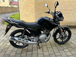 YAMAHA YBR 125 NAKED PETROL MANUAL (11 PS) 124 CC