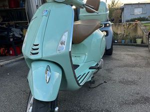 VESPA PRIMAVERA 50