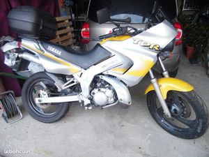 YAMAHA 125 TDR