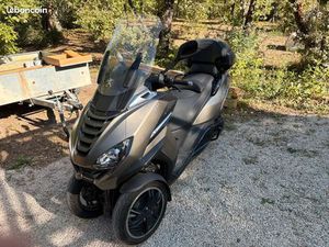 SCOOTER PEUGEOT METROPOLIS 400 SW