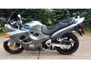 SUZUKI GSX 750 F