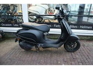 VESPA SPRINT 50 NOTTE 45KM 2020 FULL OPTION — SCOOTERS | VESPA — MARKTPLAATS