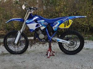 VENDO YAMAHA YZ 125 MOURA (SANTO AGOSTINHO E SÃO JOÃO BAPTISTA) E SANTO AMADOR