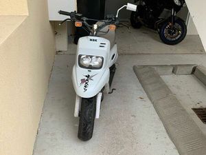 MBK BOOSTER NAKED ÉDITION 12