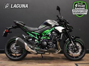 KAWASAKI Z900 900 CC