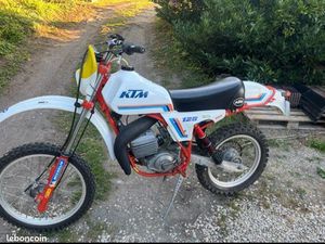 VEND 2 LOT KTM