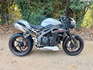 TRIUMPH SPEED TRIPLE RS 1050