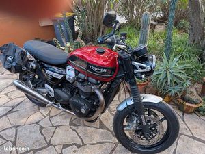 TRIUMPH SPEED TWIN 1200