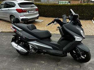 ② TE KOOP SYM JOYMAX 125 CC