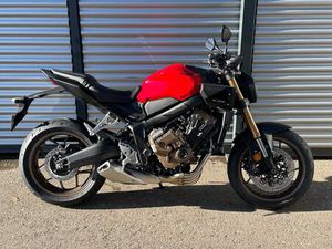 HONDA CB650R * E-CLUTCH / MY 2026 !! / TZ - JAN. 2026