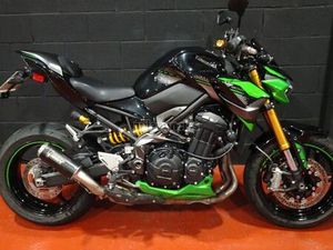 KAWASAKI - Z 900