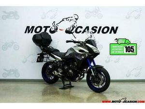 YAMAHA - MT 09
