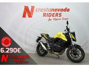 HONDA - CB 750 HORNET