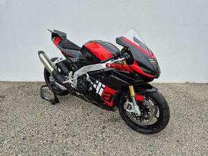 MOTO NEUVE: APRILIA RSV 4