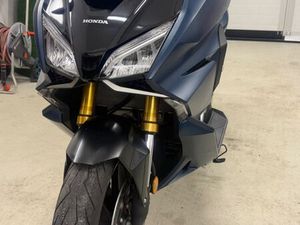 HONDA FORZA 750 BJ 2021 JEANS BLAU MATT TRAUMROLLER