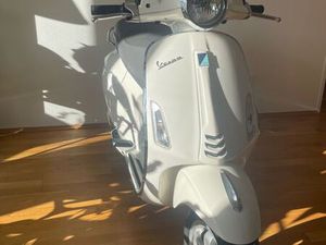 PIAGGIO VESPA PRIMAVERA 50 INKL. WINTERDECKE