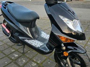 MOFA MOTORROLLER ROLLER KEEWAY 2TAKTER